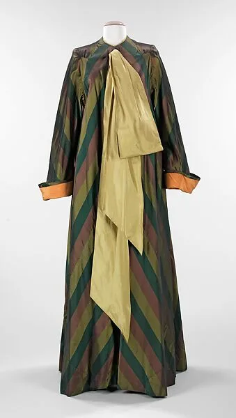 Dressing gown — Charles James