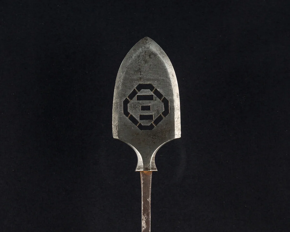 Arrowhead (<i>Yanone</i>) — Unknown