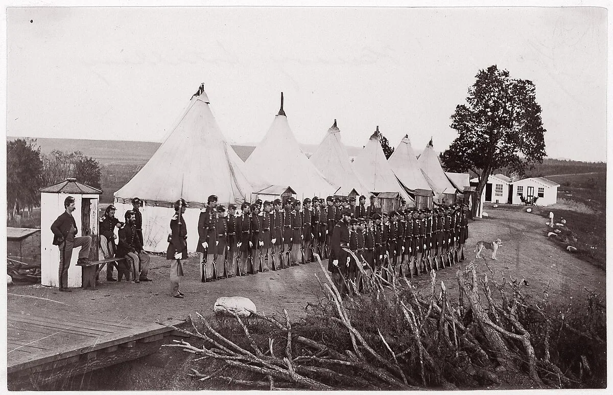 Heavy Artillery — Mathew B. Brady|Unknown