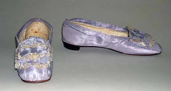 Wedding slippers — Unknown