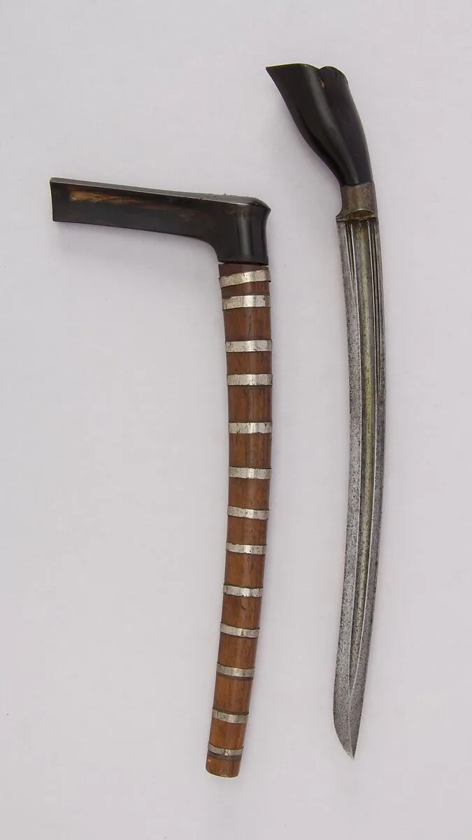 Knife (Bade-bade) with Sheath — Unknown