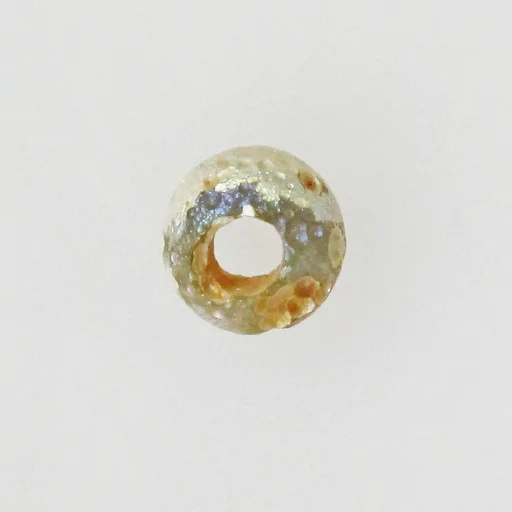 Glass bead