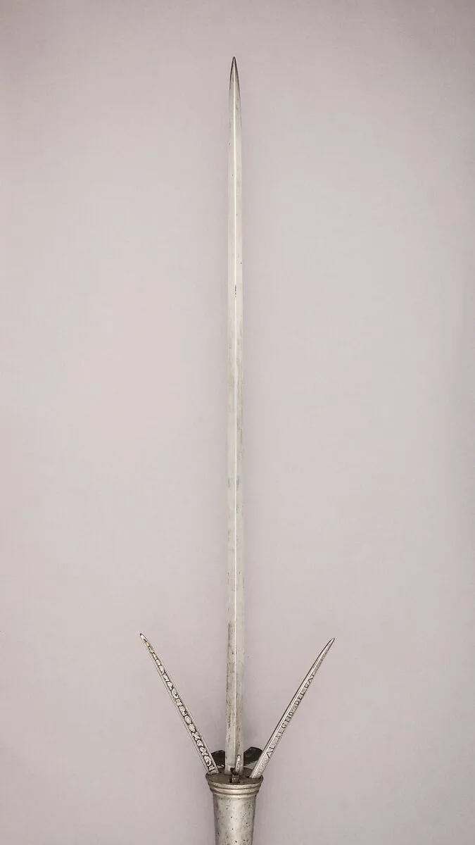 Staff Weapon — Unknown