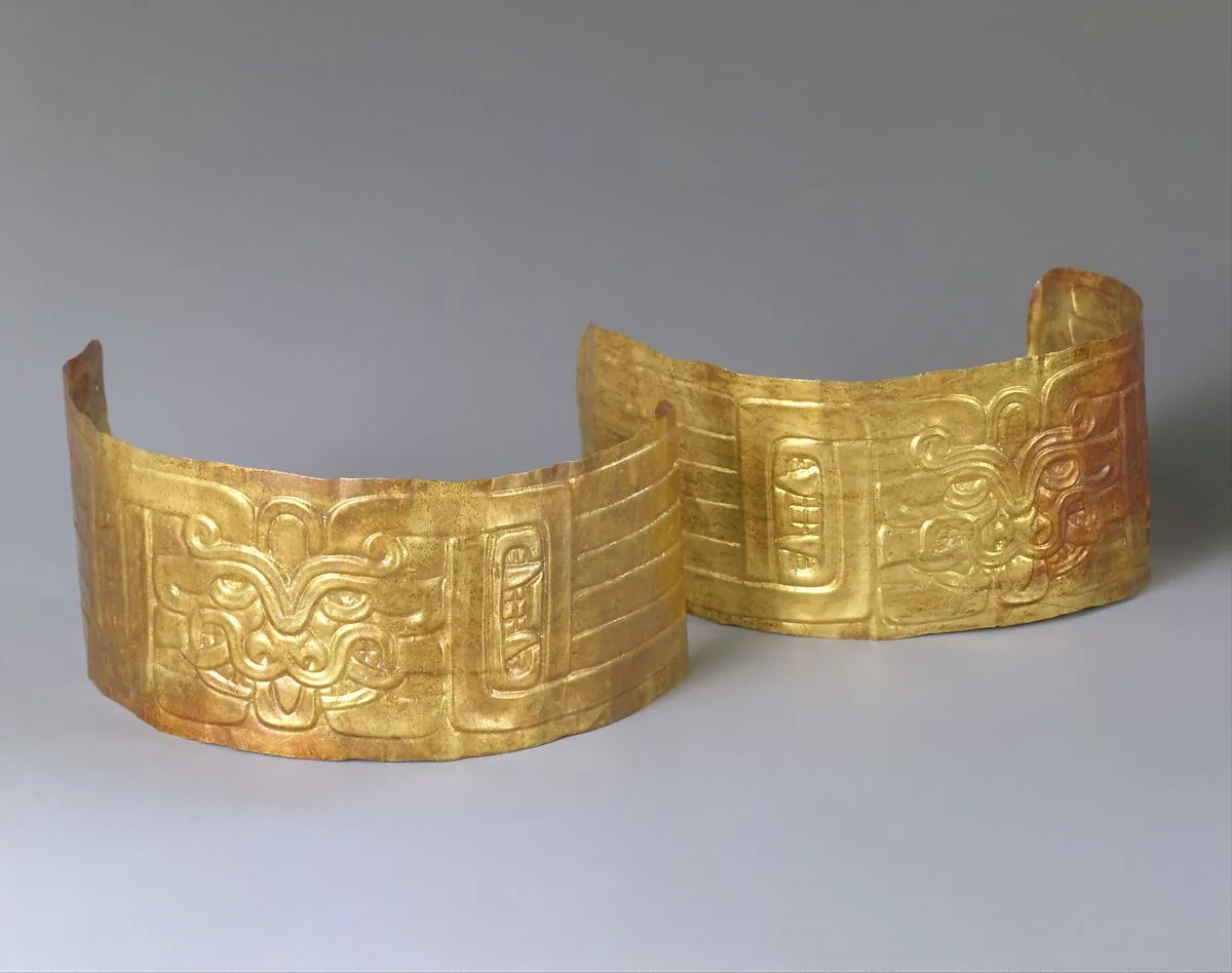 Arm bands — Chavín artist(s)