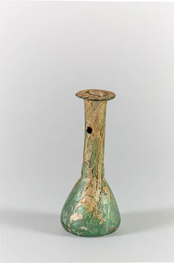 Glass perfume bottle