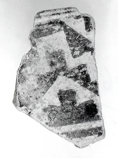 Vessel fragment with painted decoration
