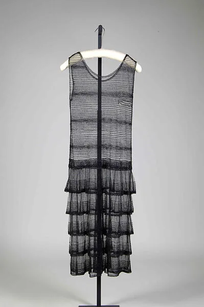 Evening dress — Unknown