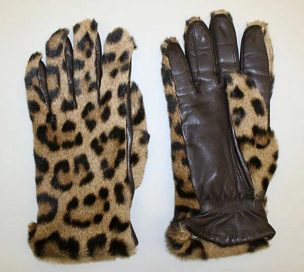 Gloves — Unknown