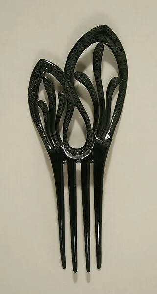 Comb — Unknown