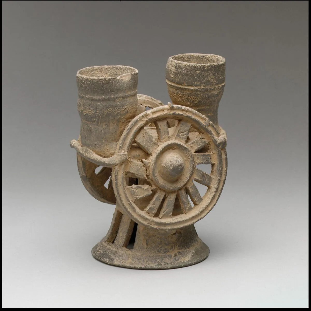 수레 바퀴 모양 잔 삼국 가야|車輪飾土器 三國 伽倻|Chariot wheel-shaped cup — Unknown