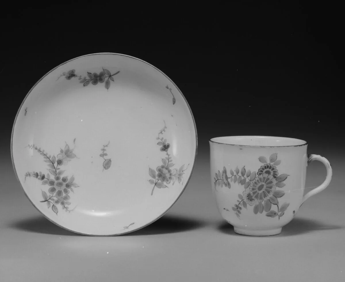 Cup and saucer — Frankenthal Porcelain Manufactory|Adam Bergdoll|Karl Theodor period