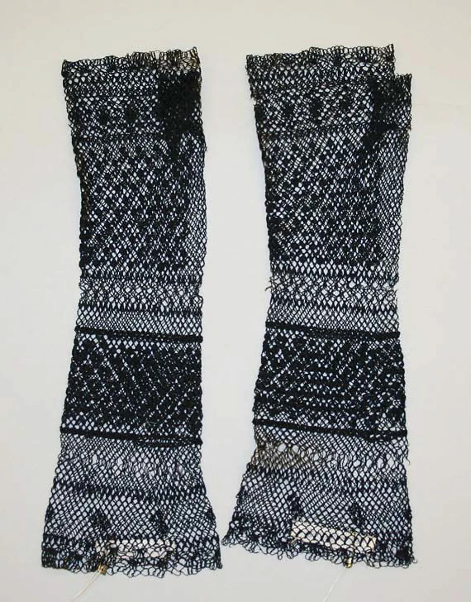 Mitts — Unknown