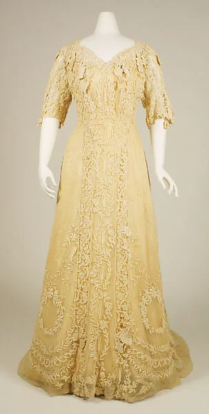 Afternoon dress — Unknown