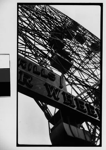["Wonder Wheel" Ride and Entrance Sign, Coney Island, New York]