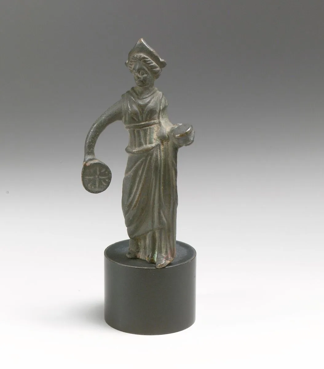 Bronze statuette of a goddess — Unknown