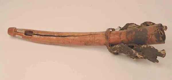 Adọdwe (plural mmọdwe) — Ashanti (Asante)