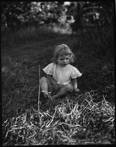[Unidentified Girl]