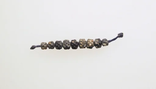 Beads, 9