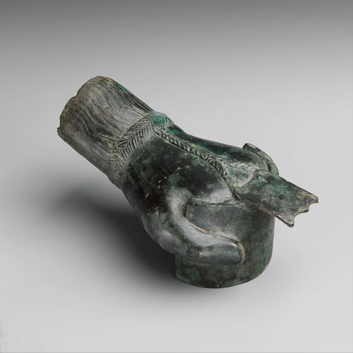 Bronze hand of a boxer — Unknown