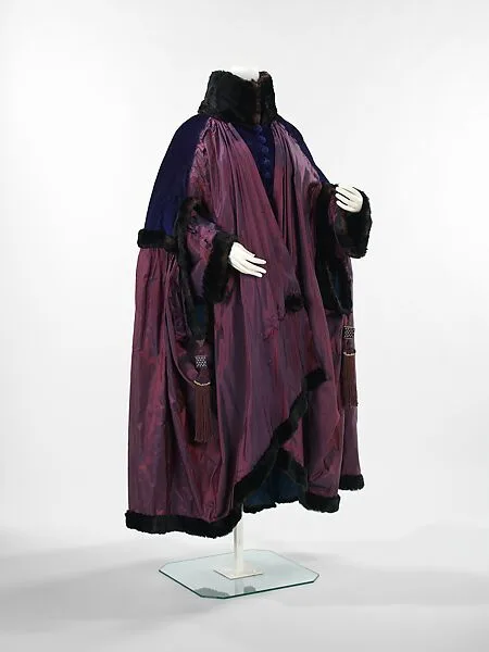 Evening coat — Knox
