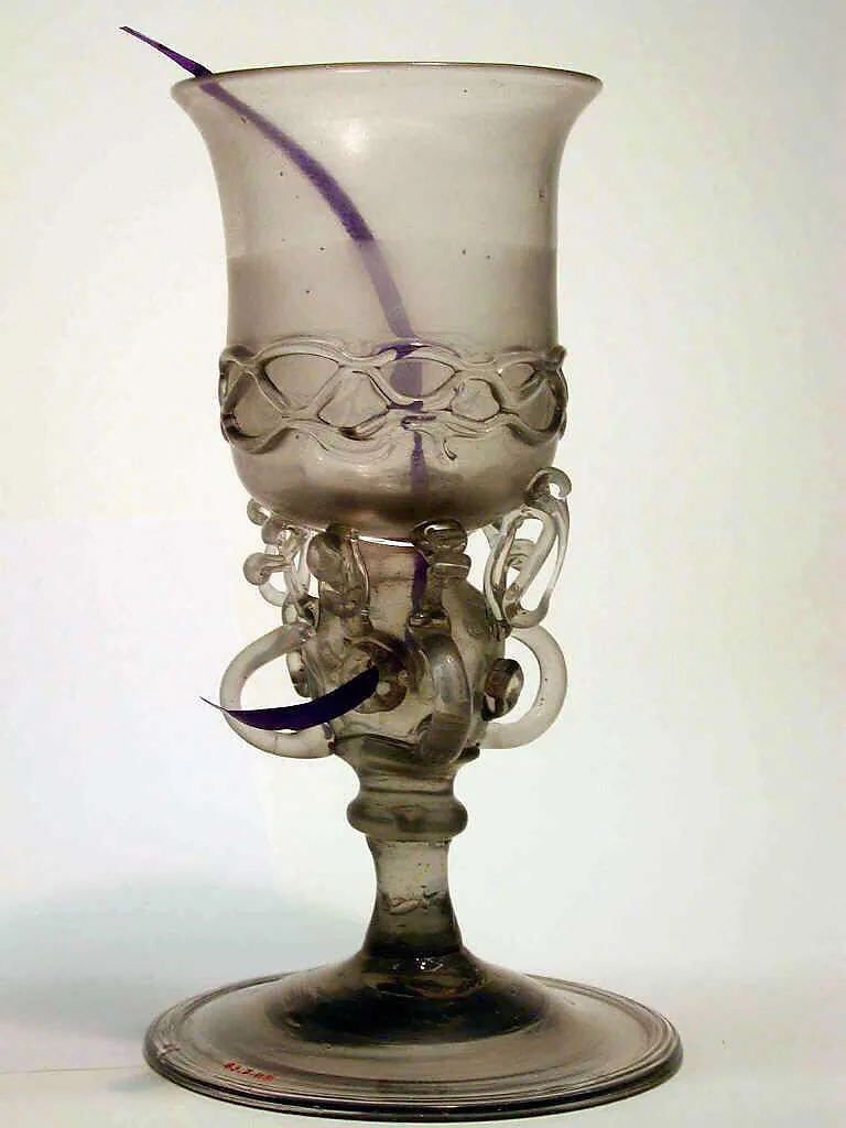 Joke wineglass — Unknown