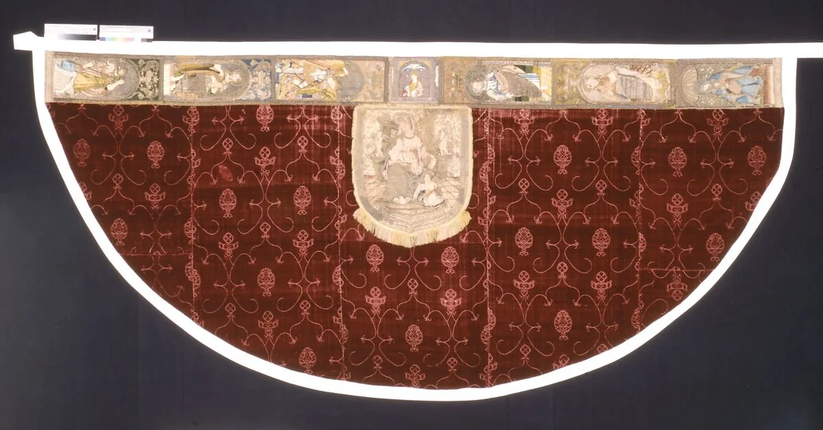 Cope with an Orphrey and a Hood — Unknown