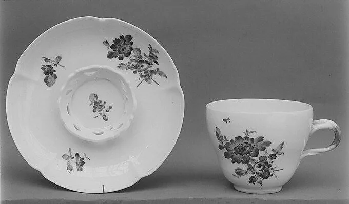 Cup and saucer — Fürstenberg Porcelain Manufactory