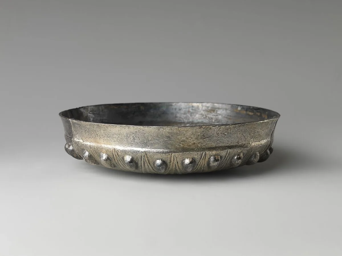 Bowl with bosses and lotus pattern and demotic weight on rim — Unknown