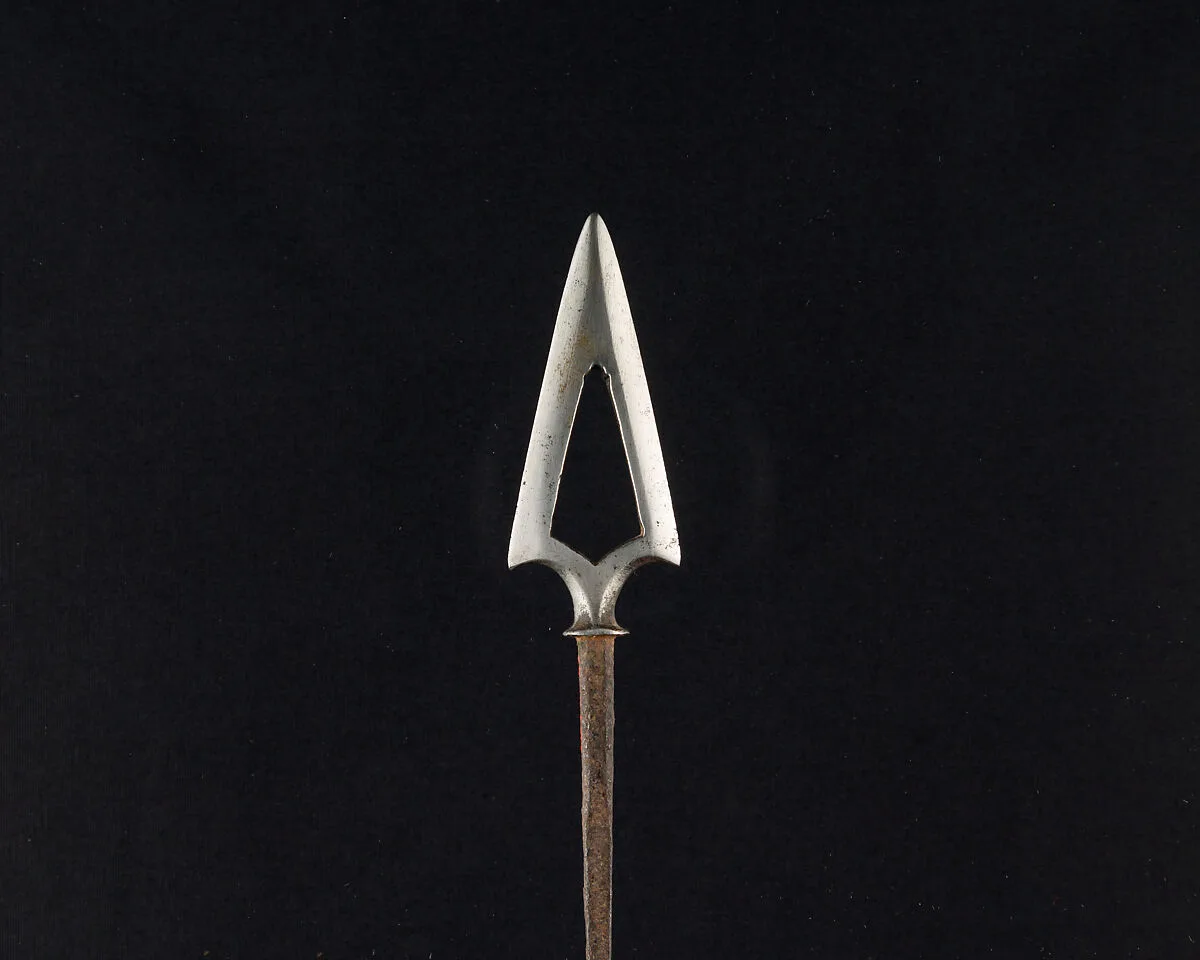 Arrowhead (<i>Yanone</i>) — Unknown
