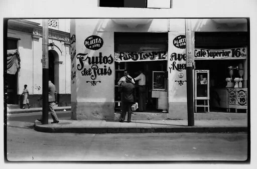 [Street Scene in Front of Cafe "Frutos del Pais", Havana]