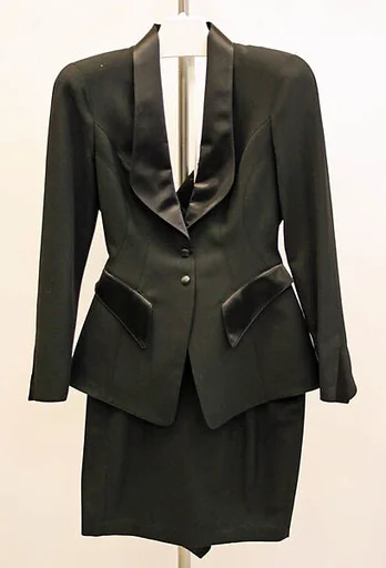 Suit