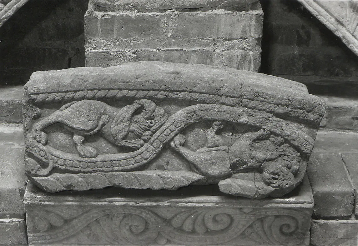Arch Fragment — Unknown