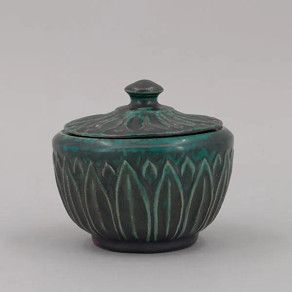 Bowl with lid — Ruth Pruyn Goodrich