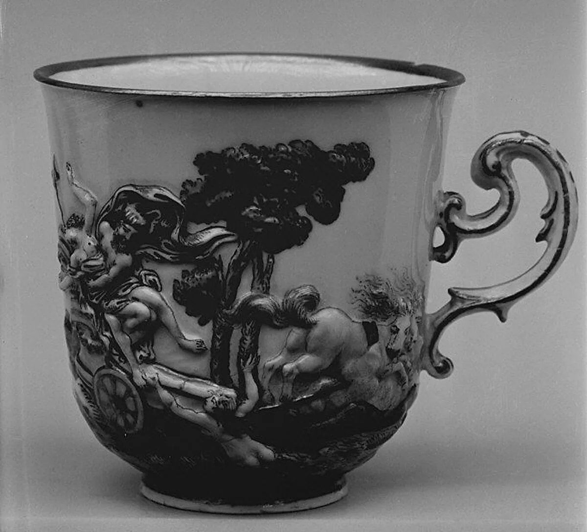 Coffee cup (part of a service) — Doccia Porcelain Manufactory