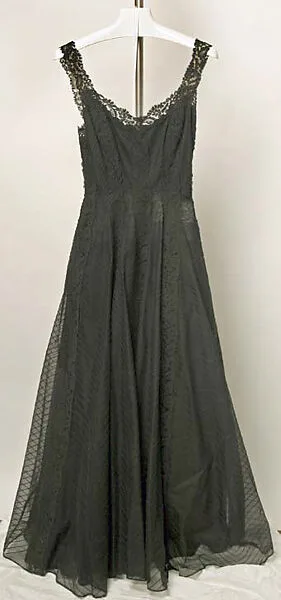 Evening dress — Nettie Rosenstein