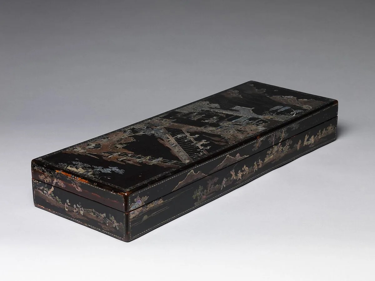 清初 黑漆嵌螺鈿嬰戯賀壽圖匣|Box with scene of a reception and boys at play — Unknown