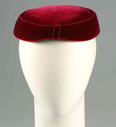 Pillbox hat