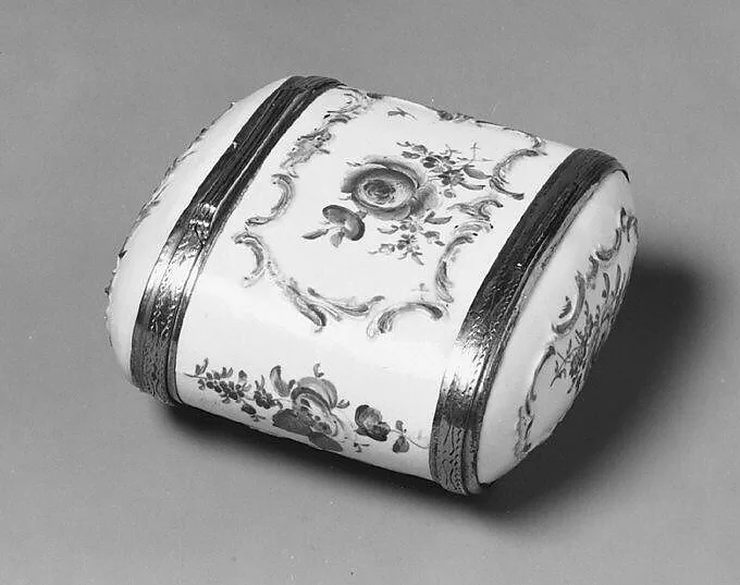 Double snuffbox — Nymphenburg Porcelain Manufactory