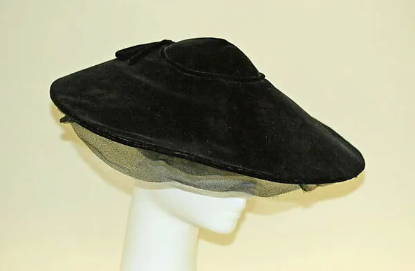 Hat — Christian Dior|House of Dior