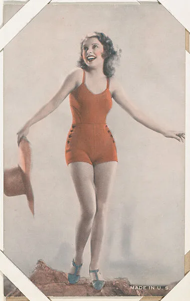 Actress holding hat (W423) — Unknown
