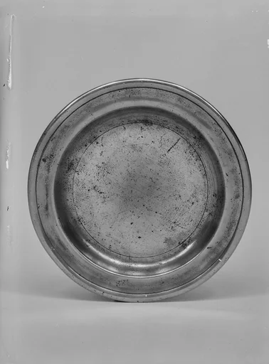 Plate