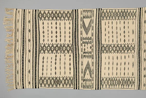 Bakhnug Shawl — Unknown