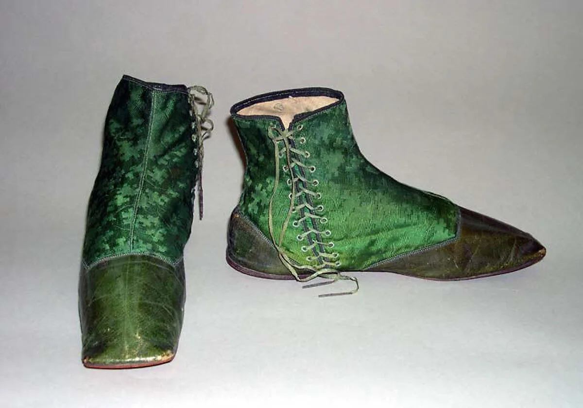 Shoes — Unknown