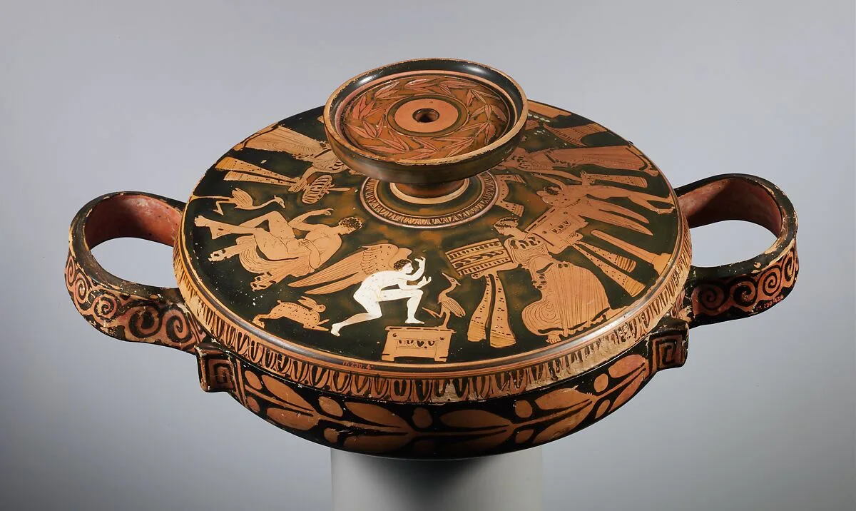 Terracotta lekanis (covered dish) — Otchët Group