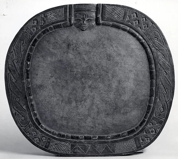 Ifa Divination Tray (Opon Ifa) — Unknown