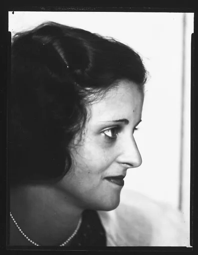 [Unidentified Woman, Havana]