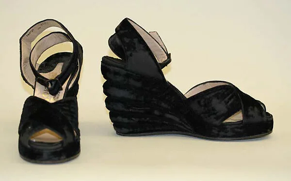 Sandals — Salvatore Ferragamo|Salvatore Ferragamo