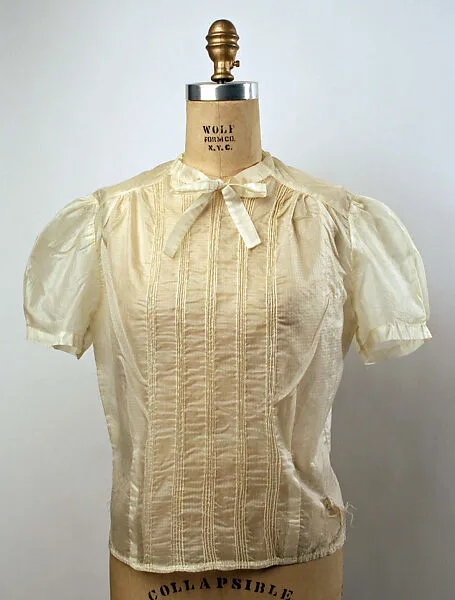 Blouse — Unknown