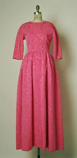 Loungewear — Cristobal Balenciaga|House of Balenciaga
