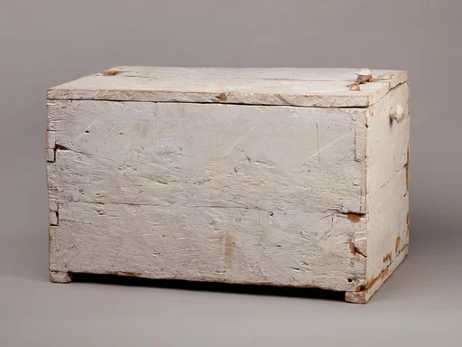 Rectangular Linen Chest